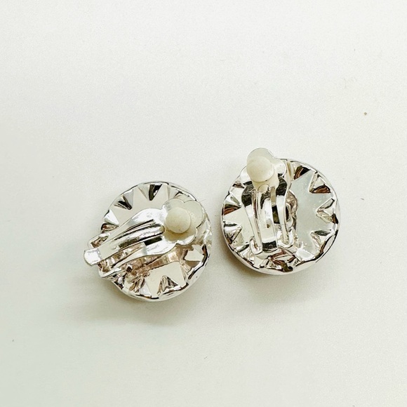 New Red Swarovski Crystal Rhinestone Clip earrings - Picture 6 of 12